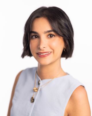 Photo of Halleh Akhbari, Marriage & Family Therapist Associate, MA, AMFT