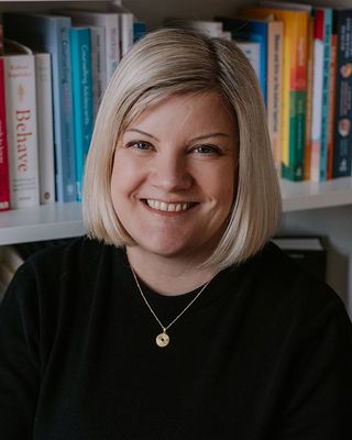 Photo of Laura Britton, Psychotherapist, MUKCP