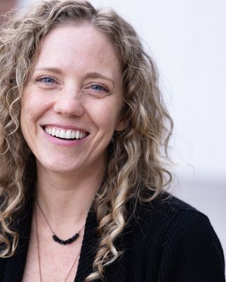 Photo of Becca Odom, Clinical Social Work/Therapist, LCSW, E-RYT