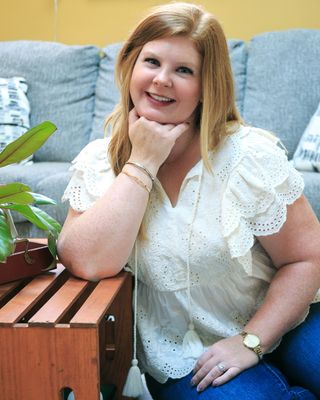 Photo of Loren Vlastos, MA, LPC-Tem