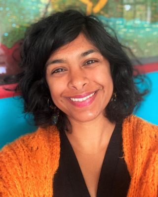 Photo of Lakshnie Hettihewa, Psychotherapist in Dudley, England