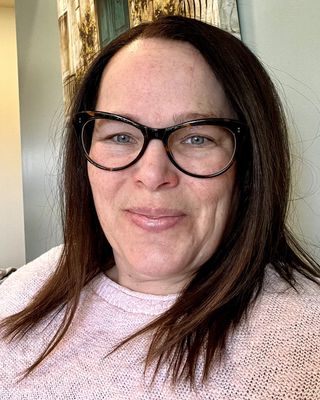 Photo of Jennifer Stewart, Counsellor, CCC, MACP, BEd, BHEcol