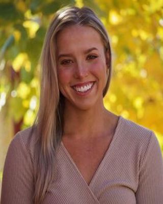 Photo of Holly Sperling, Licensed Professional Counselor