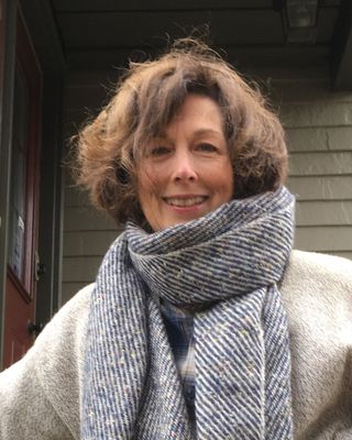 Photo of Rhonda McLean, Counsellor, RCT, MEd, CCC