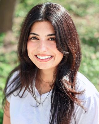 Photo of Laili Beheshti, Marriage & Family Therapist Associate, MA, AMFT