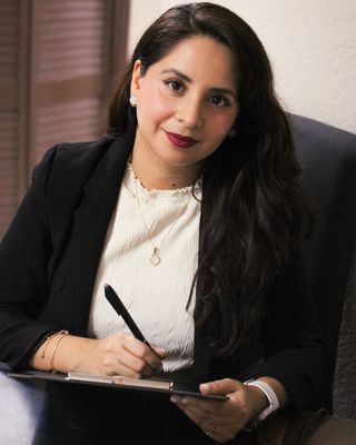 Foto de Karen Ochoa Flores - Psicóloga Karen Ochoa, Psicoterapeuta, Mtra