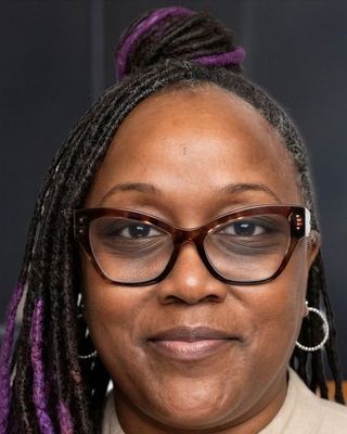 Photo of Rosalyn McFarland, Psychiatric Nurse Practitioner, PMHNP