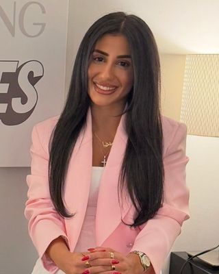 Photo of Merna Hermiz, Limited Licensed Psychologist, LLP