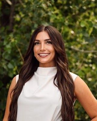 Photo of Elle Cosper, Clinical Social Work/Therapist, CSW, MSW