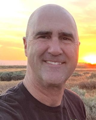 Photo of Mike Lyons, Marriage & Family Therapist, MS, LMFT, PPS