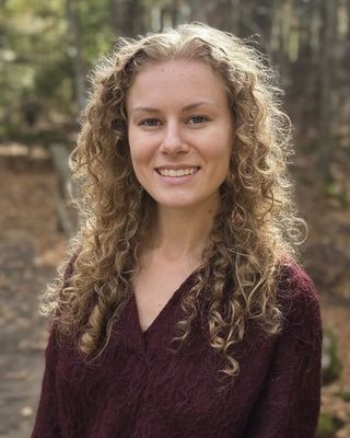Photo of Isabela Minogue, Licensed Mental Health Counselor Associate, LMHCA, ATR-P