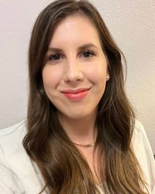 Photo of Kathryn Cecava - Alameda Marriage and Family Therapy, Marriage & Family Therapist Associate, LAMFT