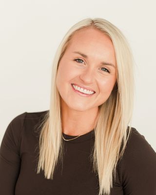 Photo of Christina Cooper-Gomm, Clinical Social Work/Therapist, MSW, LCSW