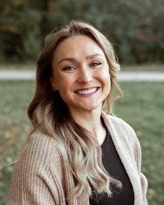 Photo of Michelle Washburn-Busk, Marriage & Family Therapist, PhD, LMFT