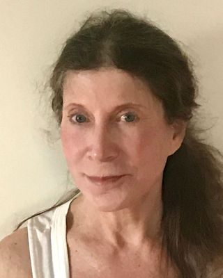 Photo of Dr. Ellen G Horovitz, Art Therapist, ATR-BC, LCAT, ERYT500, C-IAYT, YACEP