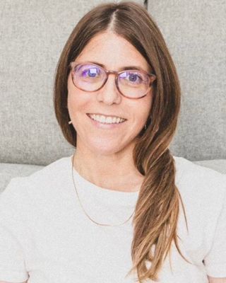 Photo of Nicky Langbaum, Licensed Professional Counselor, LPC, LMHC