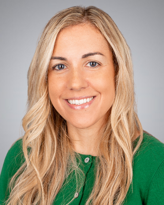Photo of Andrea Papa-Molter, Psychiatrist, MD