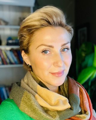 Photo of Ivona Szostak - Collaborative Therapy, Registered Psychotherapist, MA, RP