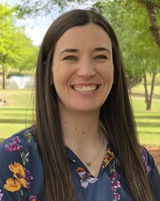 Photo of Lindsey Barrie, Clinical Social Work/Therapist, LCSW