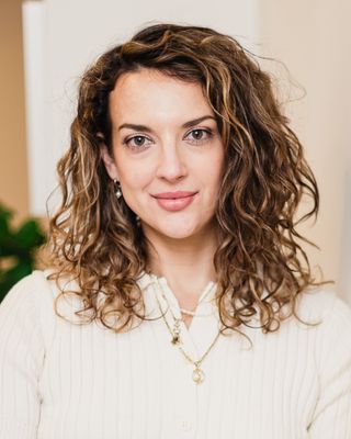 Photo of Amanda L. Hankins, Registered Social Worker, MSW, TS