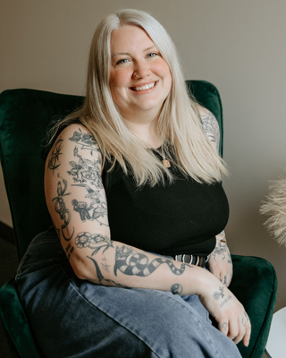 Photo of Paige Pettigrew, Registered Psychotherapist (Qualifying), BA, MACP