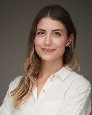 Photo of Nadine Wanczycki - Charron Psychotherapy Services - Nadine Wanczycki, Registered Psychotherapist (Qualifying), BA, MA, RP(Q)