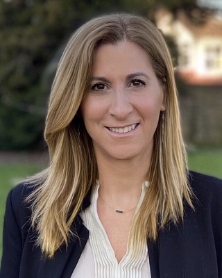 Photo of Alis Asli Yurddas, Psychotherapist in Battersea, London, England