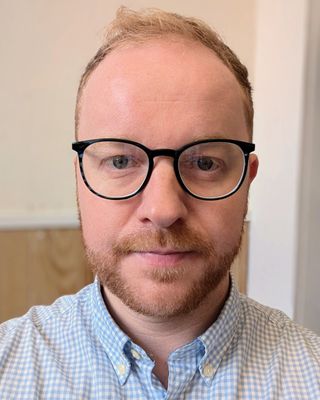 Photo of Ross Montgomery, Psychotherapist, MSc, MBABCP