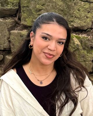 Photo of Sumr Ayoub, Clinical Social Work/Therapist, MSW, LISW