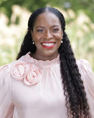 Photo of Vesta Walker, Clinical Social Work/Therapist, LCSW