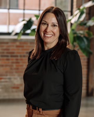 Photo of Leah Villavicencio, Licensed Mental Health Counselor, LMHC