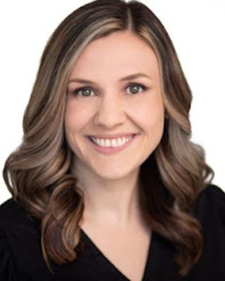Photo of Dr. Alieshia Cardinal, Marriage & Family Therapist, LMFT