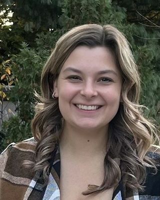 Photo of Stephanie Marshall, Clinical Social Work/Therapist