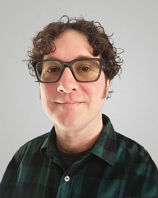 Photo of Justin Simms-Hughes - Calmer Horizons, Psychotherapist, MSc, MBABCP