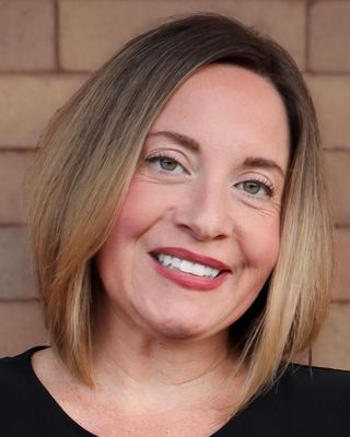 Photo of Dara Pruszenski, Licensed Social Worker, MA, LSW