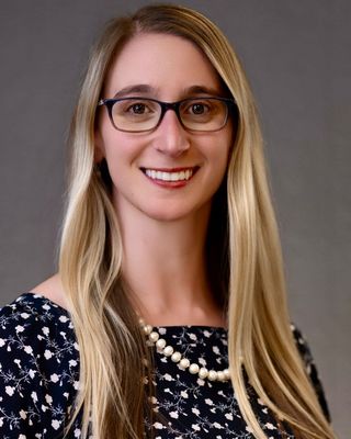 Photo of Alexa Moulopoulos, Psychologist, PsyD, LP
