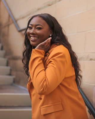 Photo of Ariel Thomas - Ariel Thomas Connection Specialist, Marriage & Family Therapist Associate, MA, LMFTA