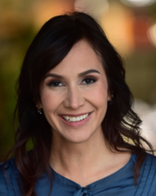Photo of Veronica Arres, Psychiatric Nurse Practitioner, PMHNPBC