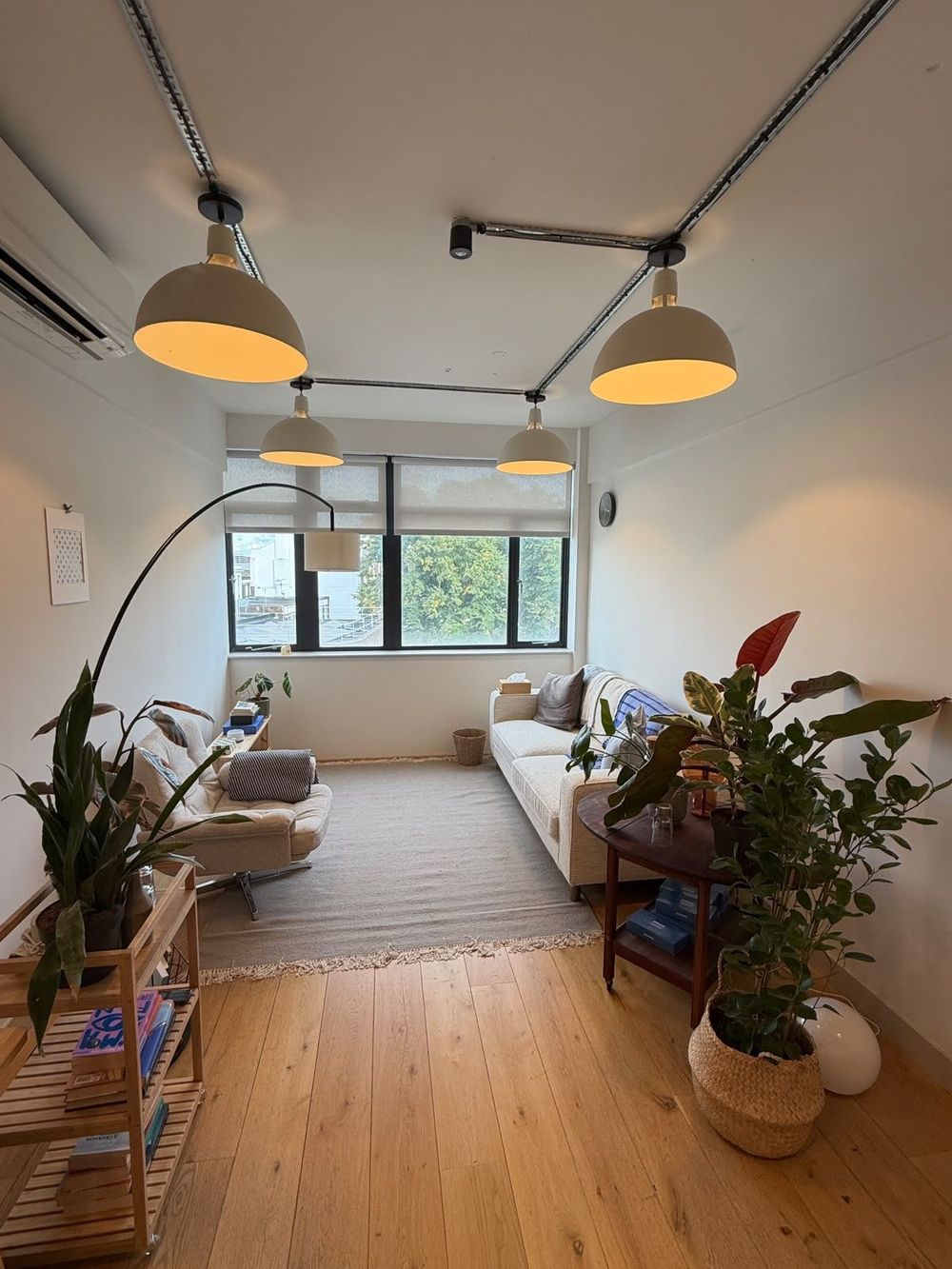 Room in London Fields 