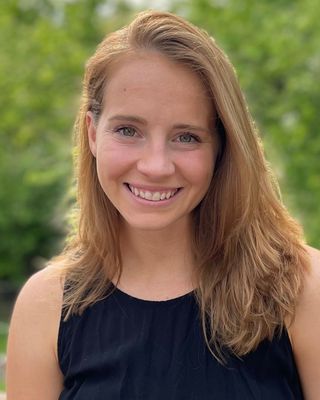 Photo of Ellie Detmer, Pre-Licensed Professional in Ballwin, MO