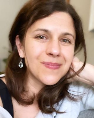 Photo of Stephanie Rosen, Master Social Worker, LMSW-cc