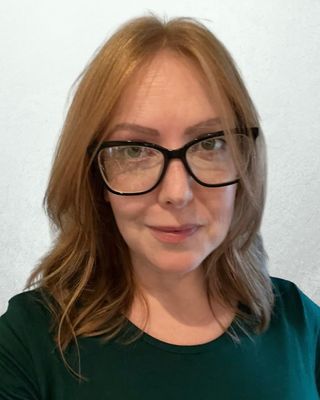 Photo of Leah Steele, Counsellor, MBACP