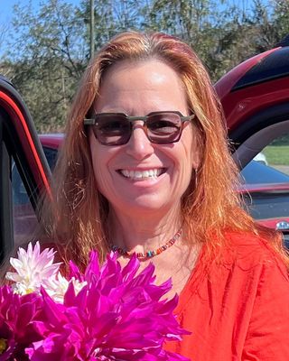 Photo of Nicole M Dixon, Licensed Professional Counselor, MA, LCMHC, MAC