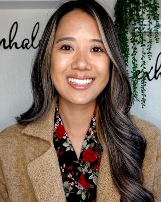 Photo of Tu Nguyen, Marriage & Family Therapist in Oakland, CA