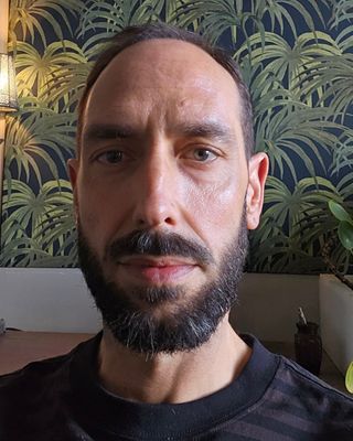 Photo of Dr Benjamin Roux, Psychotherapist, PhD, MUKCP