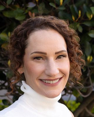 Photo of Lisa Franks, Clinical Social Work/Therapist, LCSW, ART, EMDR