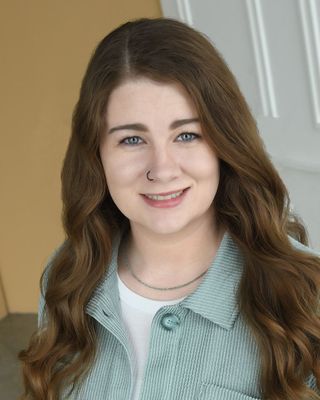 Photo of Marissa Holub, Marriage & Family Therapist, LMFT