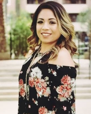 Photo of Elizabeth Ortiz, Marriage & Family Therapist Associate, MS, AMFT