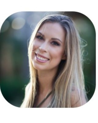 Photo of Sandee Holliday, Marriage & Family Therapist, LMFT