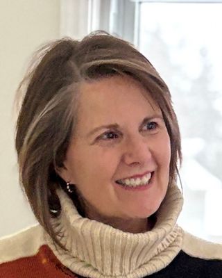 Photo of Lynn Trauzzi, Registered Psychotherapist, MACP